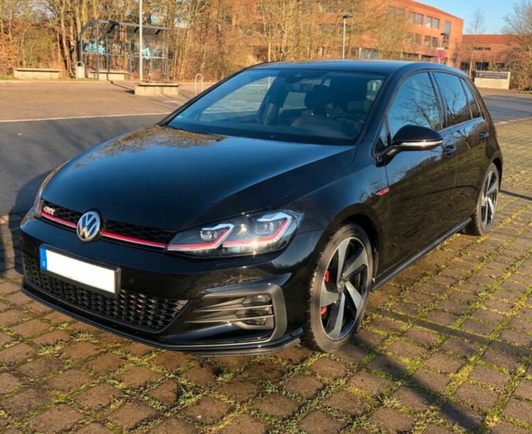 Richtige Vorgehensweise bei einem Brand eines Elektroautos – Schritt für Schritt Anleitung